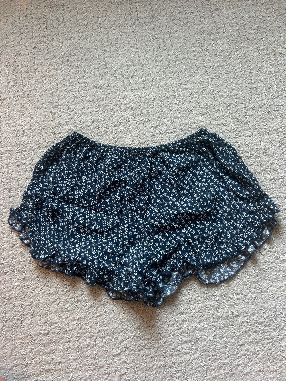 Brandy Melville Navy Floral Ruffle High Waist Shorts